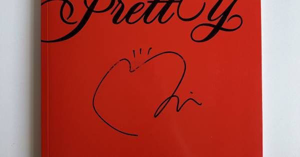 IZNA TOMIOKA MAI SIGNED 2ND MINI ALBUM 'NOT JUST PRETTY